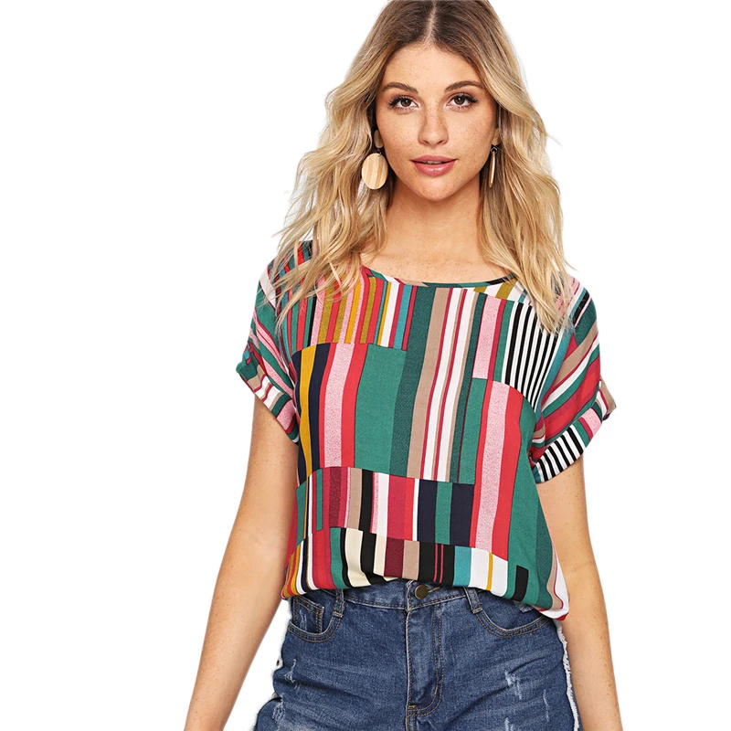 SHEIN разноцветная полосатая футболка с принтом, Повседневная Свободная футболка с круглым вырезом и цветными блоками, женские летние топы с коротким рукавом