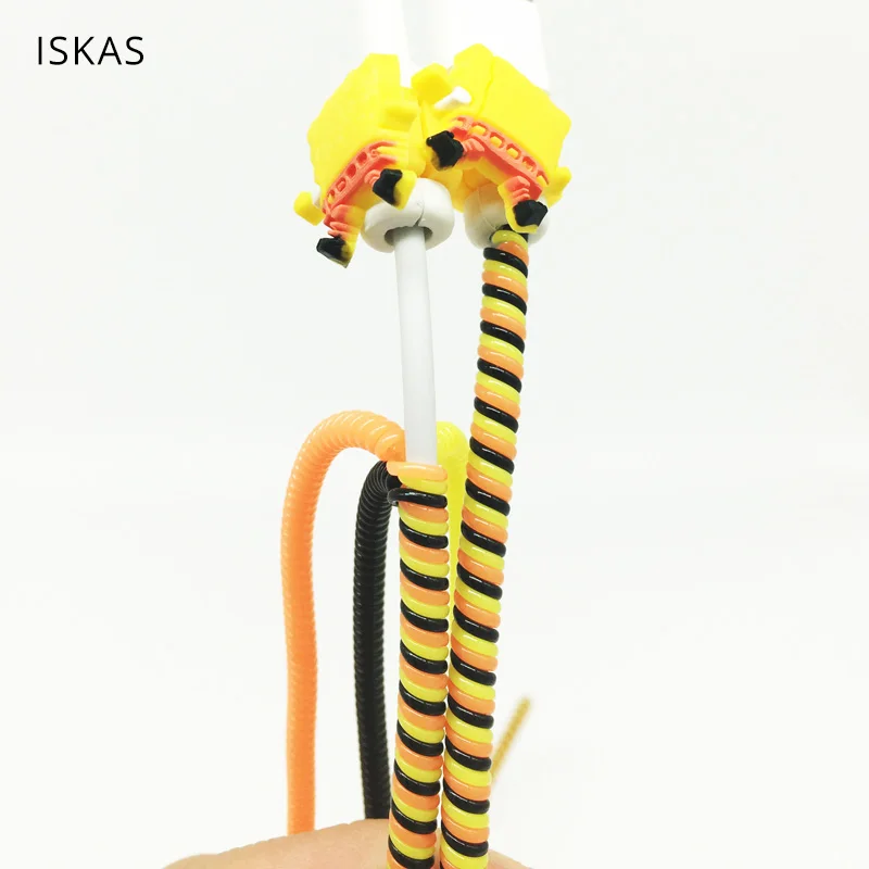 ISKAS зарядный кабель протектор Usb Кабельный зажим для защиты кабеля мультфильм
