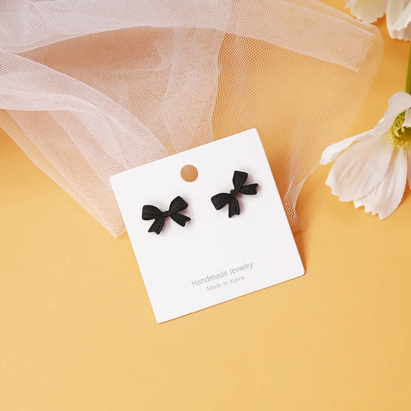 Корейские серьги гвоздики маленькие милые женские оптовая продажа однотонные