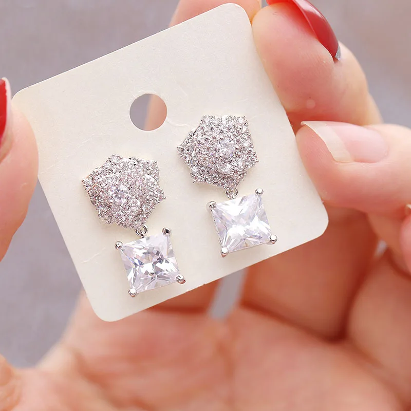 Женские серьги с цветком камелии из серебра 925 пробы розовым камнем подарок на