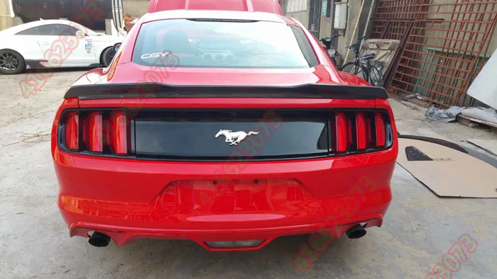 

Fit for Ford Mustang ROUSH carbon fiber rear spoiler rear wing