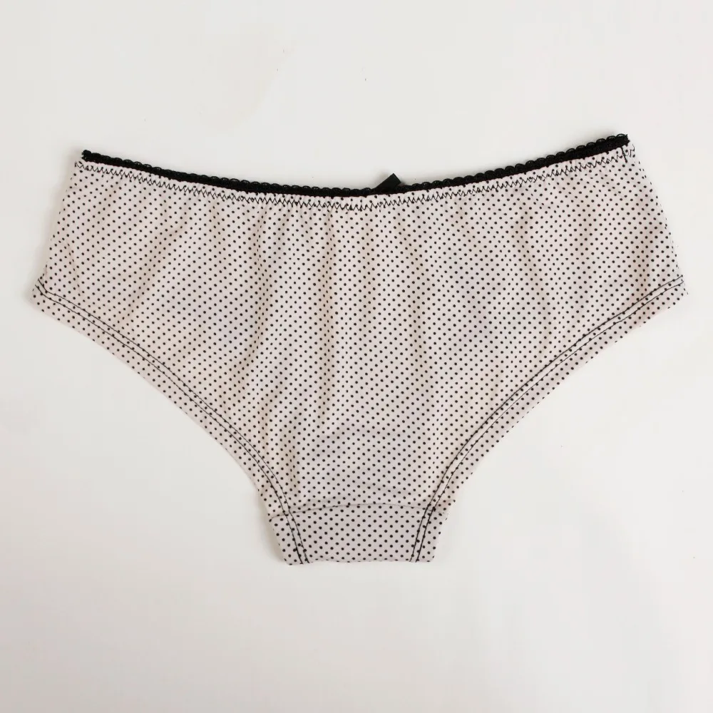 Милое в горошек нижнее белье для девочек черно белые трусики цвета повседневная