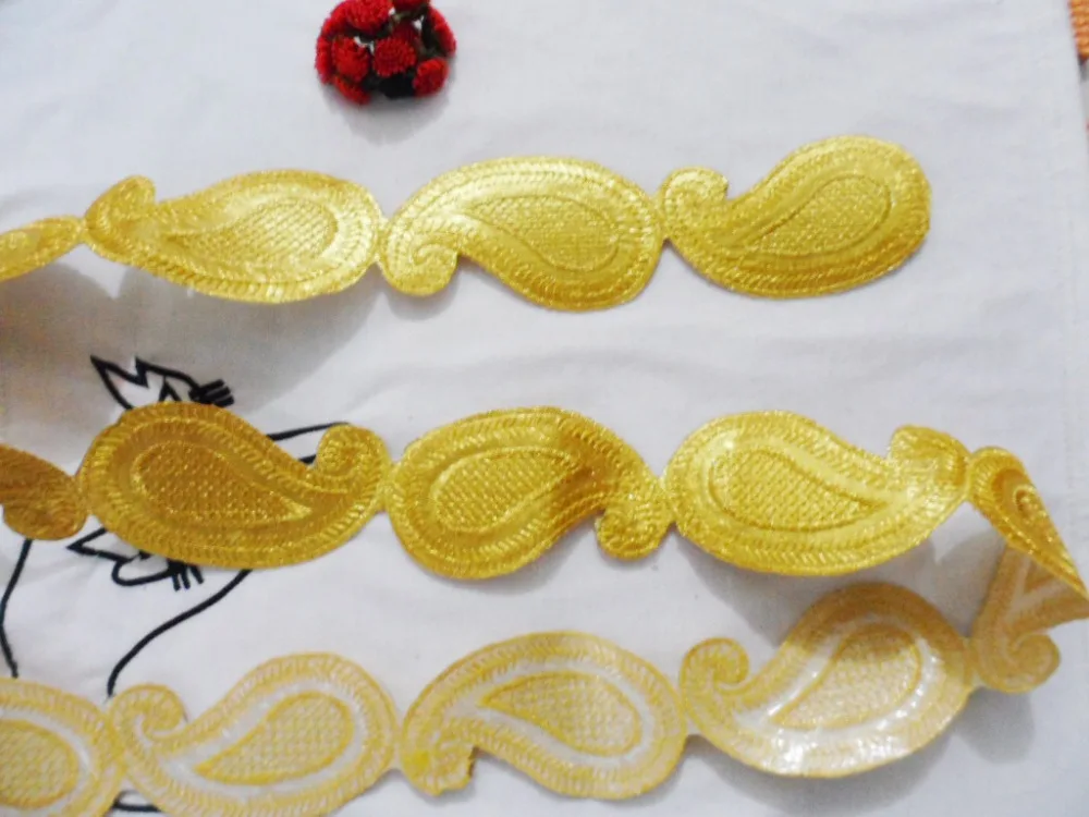 

Железная вышитая Золотая и серебряная металлическая отделка аппликация кружевная лента венозная Цветочная отделка украшения Швейные прин...