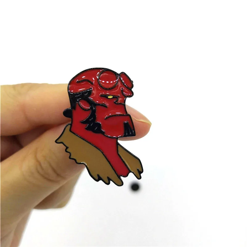 Hellboy пара детей мужчин женщин 90s Забавный мультфильм рюкзак Одежда diy украшения эмаль броши значок воротник булавки подарки