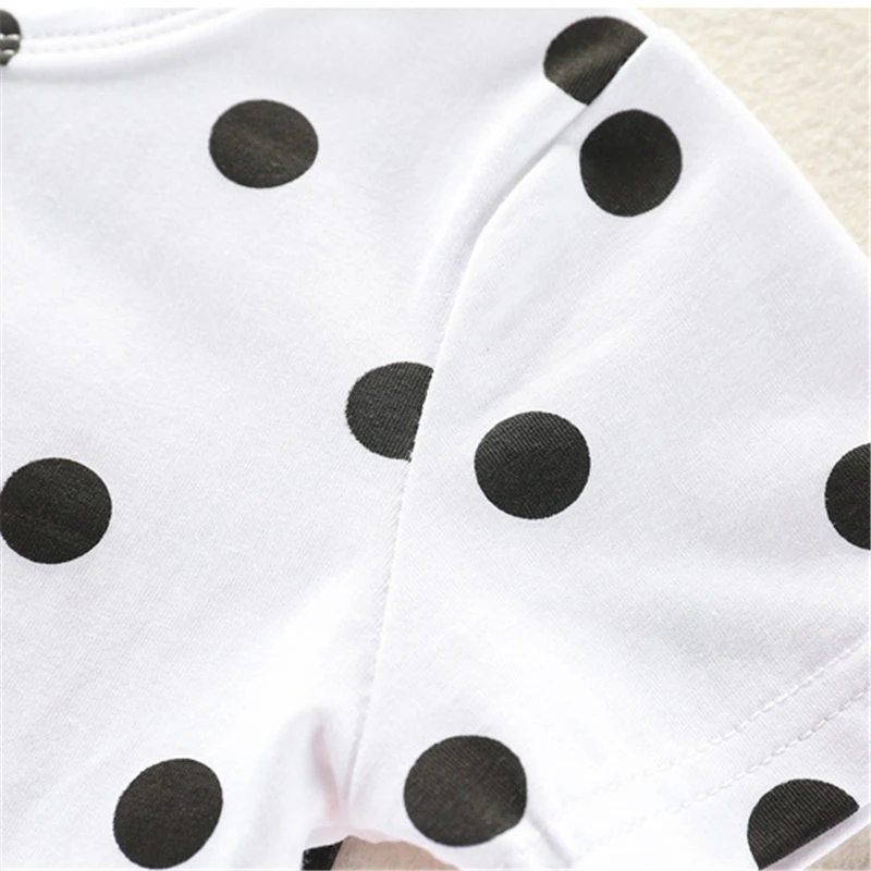 Футболка в горошек с короткими рукавами и круглым вырезом для маленьких девочек