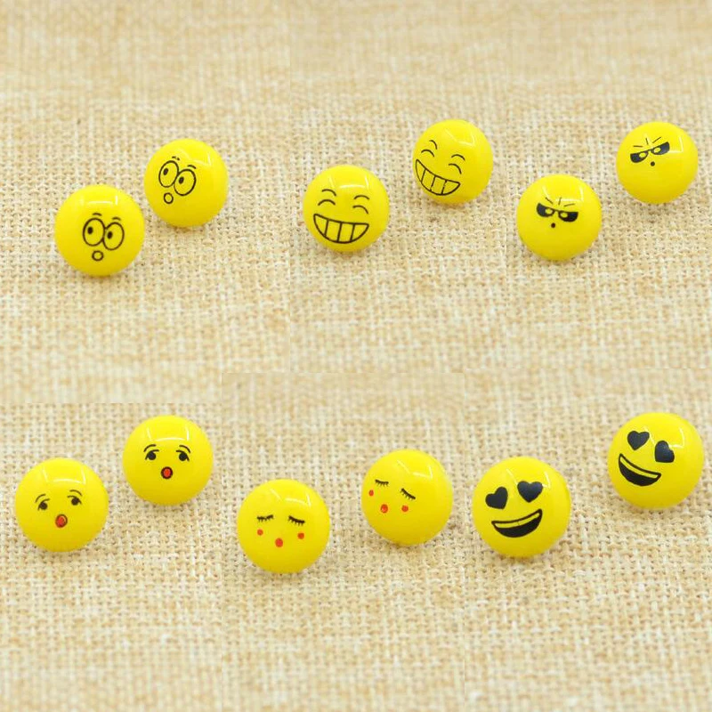 6 Pairs Мило Emoji Выражение Уха Шпильки Пластиковые Серьга Ювелирные Изделия