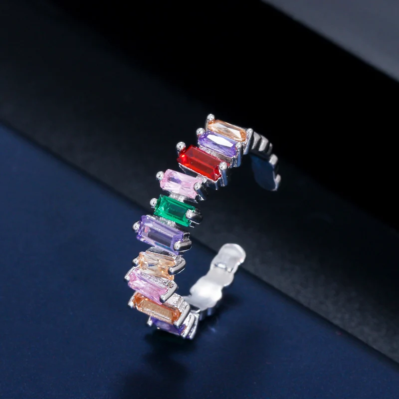 Женские обручальные кольца с фианитами CWWZircons позолоченные/посеребренные