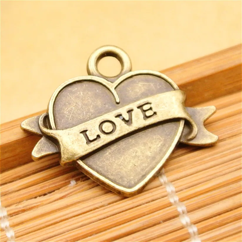 

Ancient Bronze LOVE Ribbon Heart Pendant Pendant Vintage Charms Jewelry DIY Accessories Handmade Key Rings,Bracelets Making
