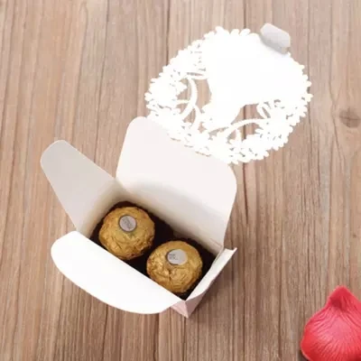 8.5 см (L) * 10 (H) кружево цветок невеста жених коробка конфет Свадебная вечеринка