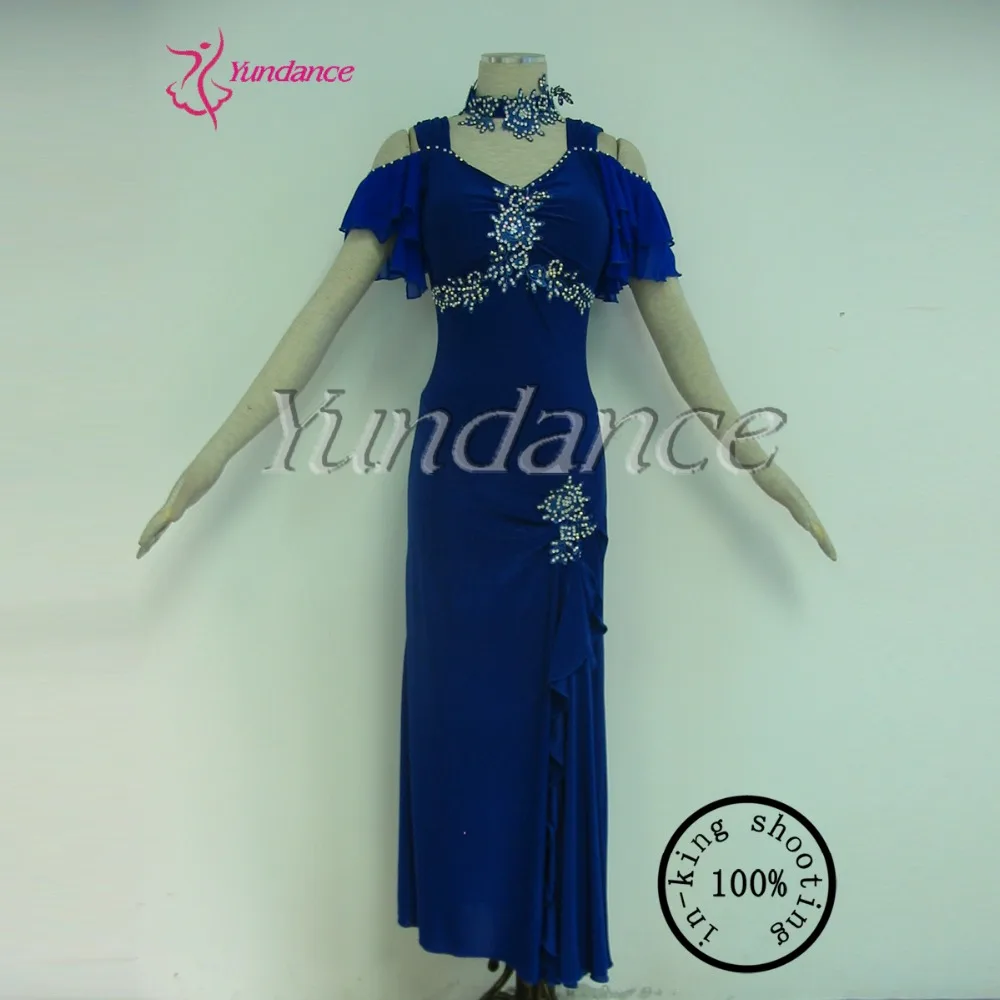

Smooth Modern Evening Dress Gown Women/Evening Dress M-12