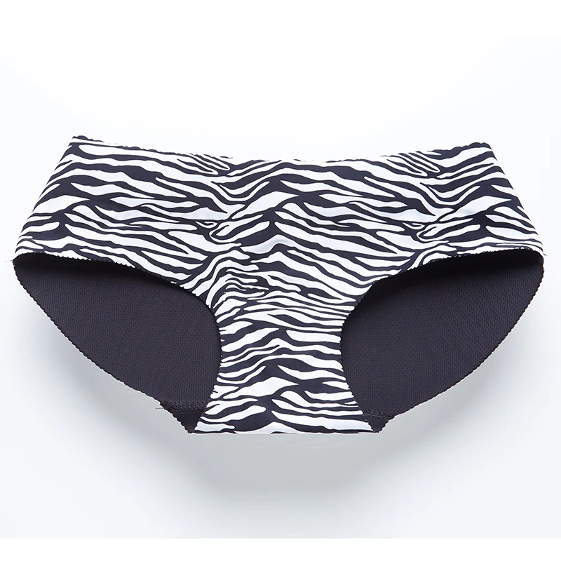 Сексуальное леопардовое бесшовное нижнее белье украшенное изобилием ягодиц