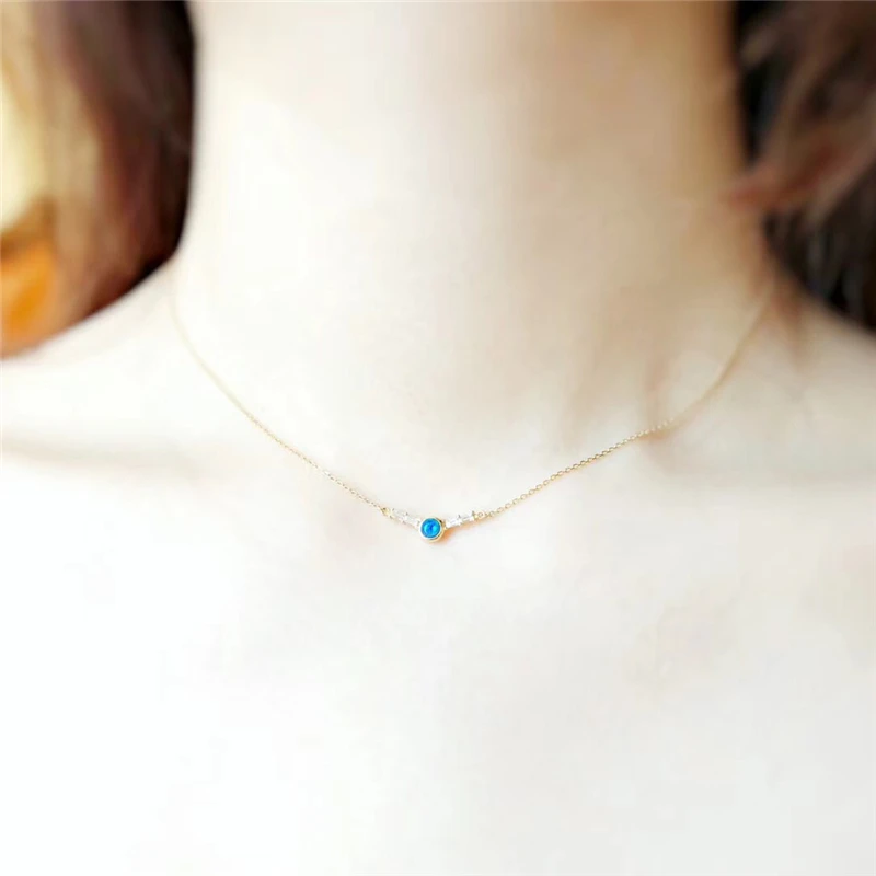 

Aazuo 18K Yellow Gold Round Opal Diamond Necklace Lovly Wings Natual Blue Opal Pendant for Women Engagement Wedding Link Chain