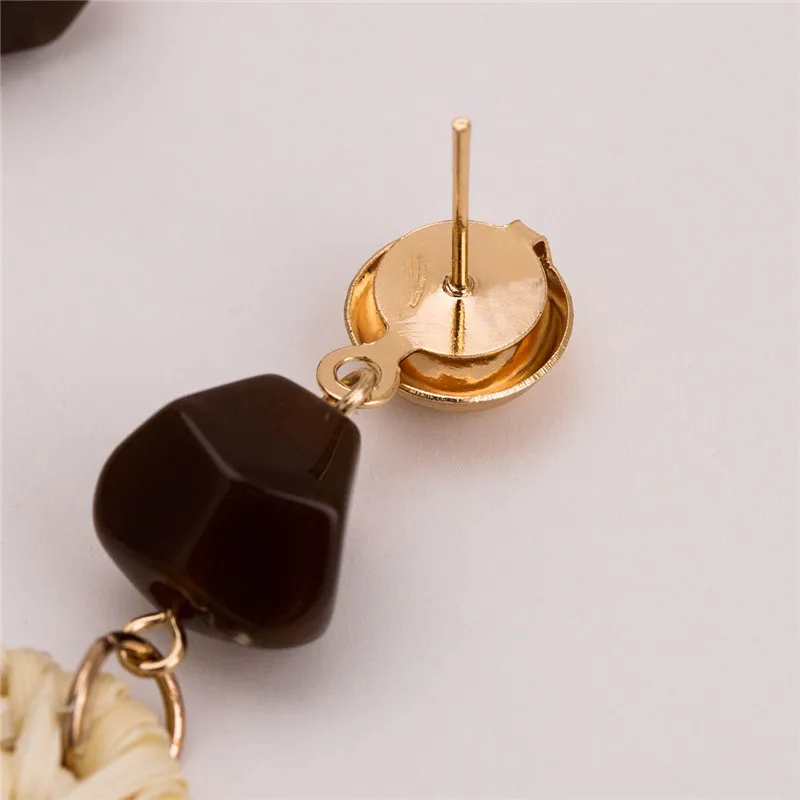 Горячая распродажа модных ручных треугольных сережек из плетеной соломки из ротанга для женщин и девочек в виде украшений для ушей.