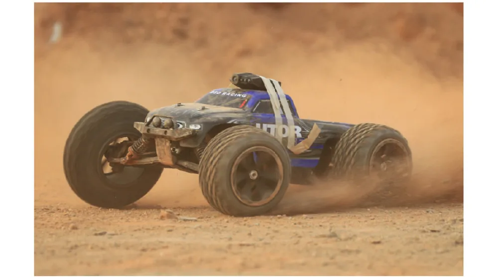 BSD гоночный BS810T 1/8 2,4 г 4WD 70 км/ч 4S бесщеточный ру автомобиль электрический внедорожный грузовик RTR Модель автомобиля игрушки против CR-218R/503 T/709 T