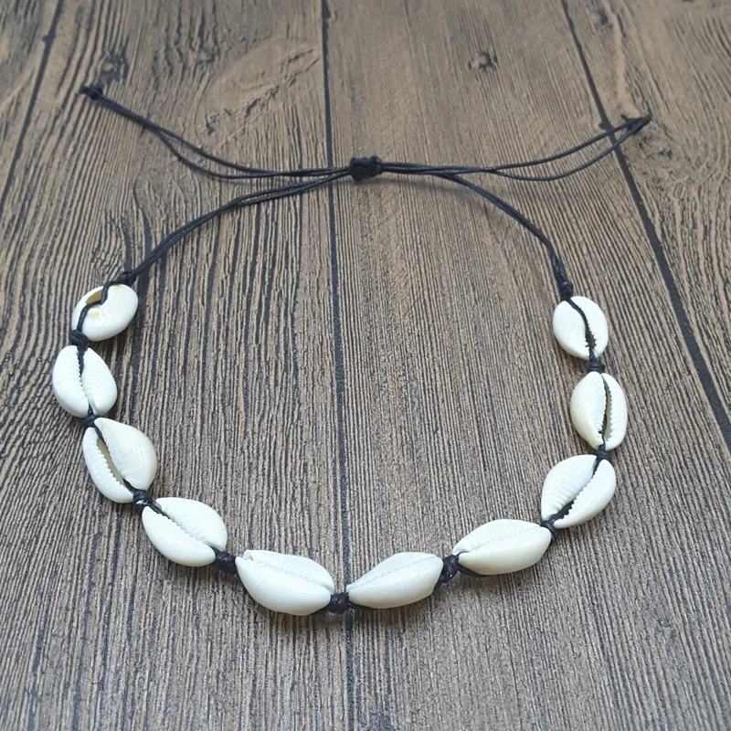 

Trendy Bohemia Summer Beach Shell Pendant Jewelry Beaded Chain Conch Choker Sexy Simple Black Handmade Rope Necklace for Women