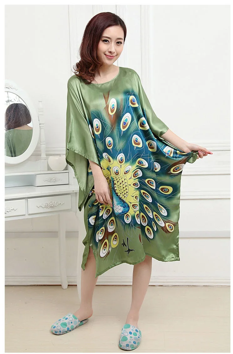 

Traditional Chinese Gown Women Silk Satin Robe Lady Sleepwear One Size For S-3