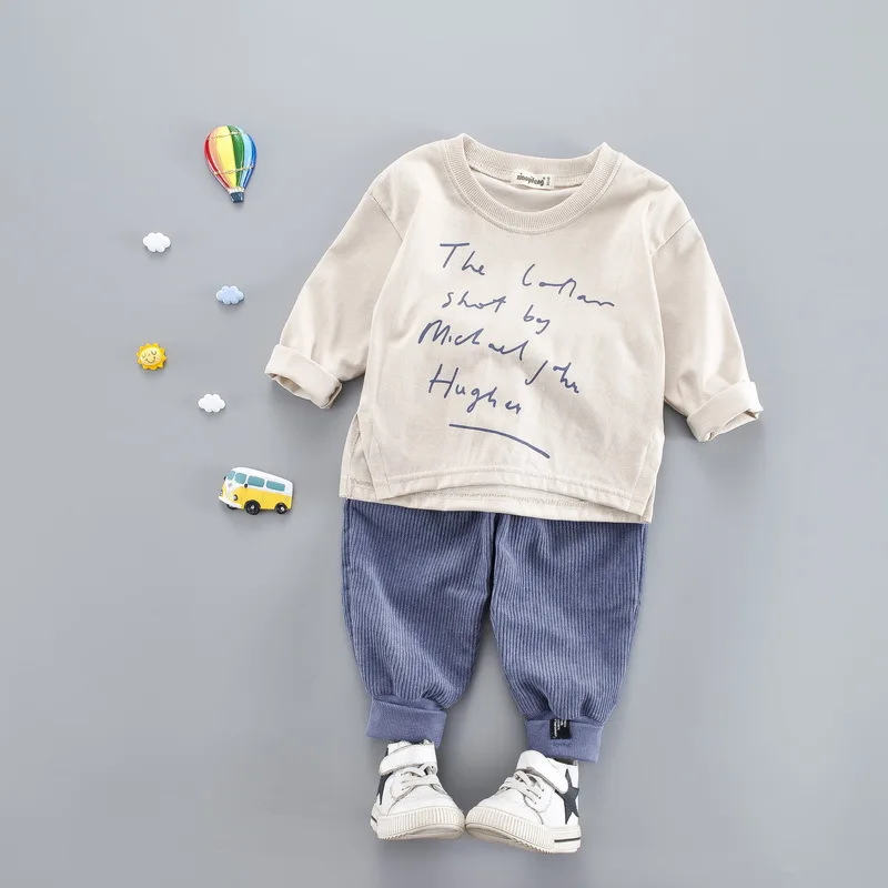 Детский комплект одежды из 2 предметов футболка + штаны модный костюм для