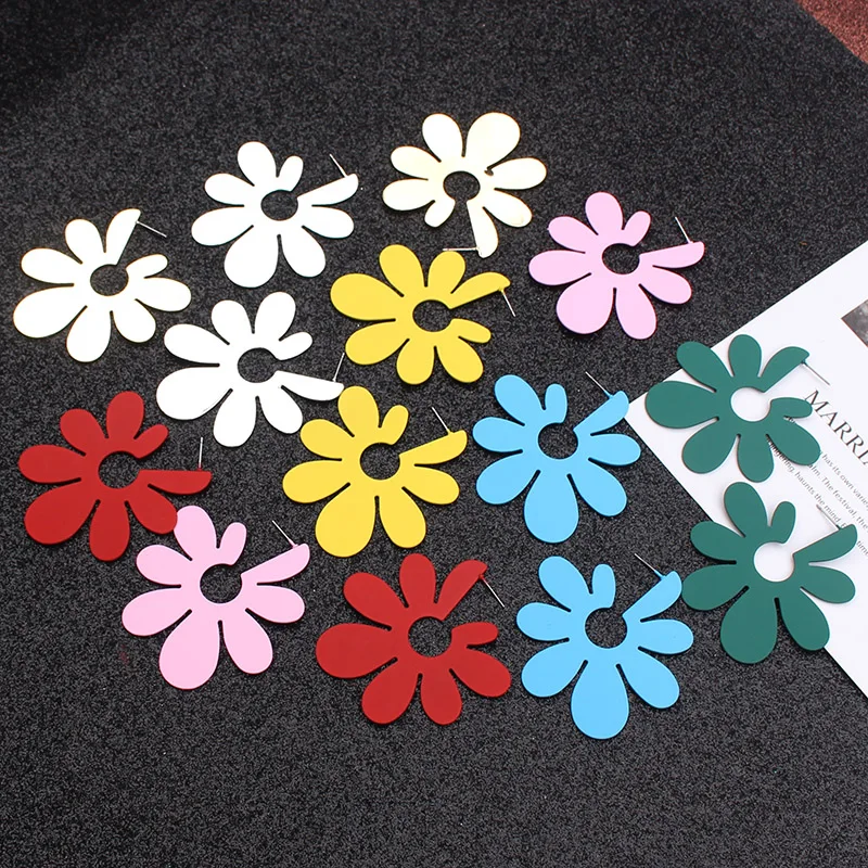 ES1006 милые серьги гвоздики в Корейском стиле с металлическим цветком для женщин и