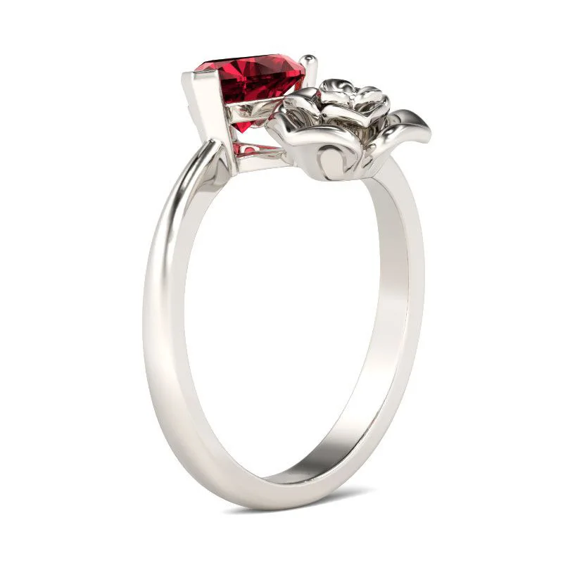 Кольцо обручальное женское классическое готическое с красным сердцем и розой