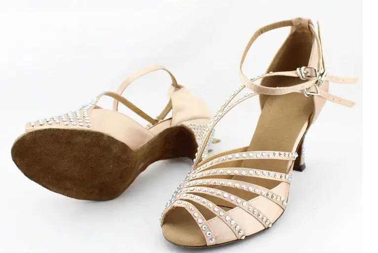 DILEECHI популярные кожаные черные атласные женские туфли для латиноамериканских