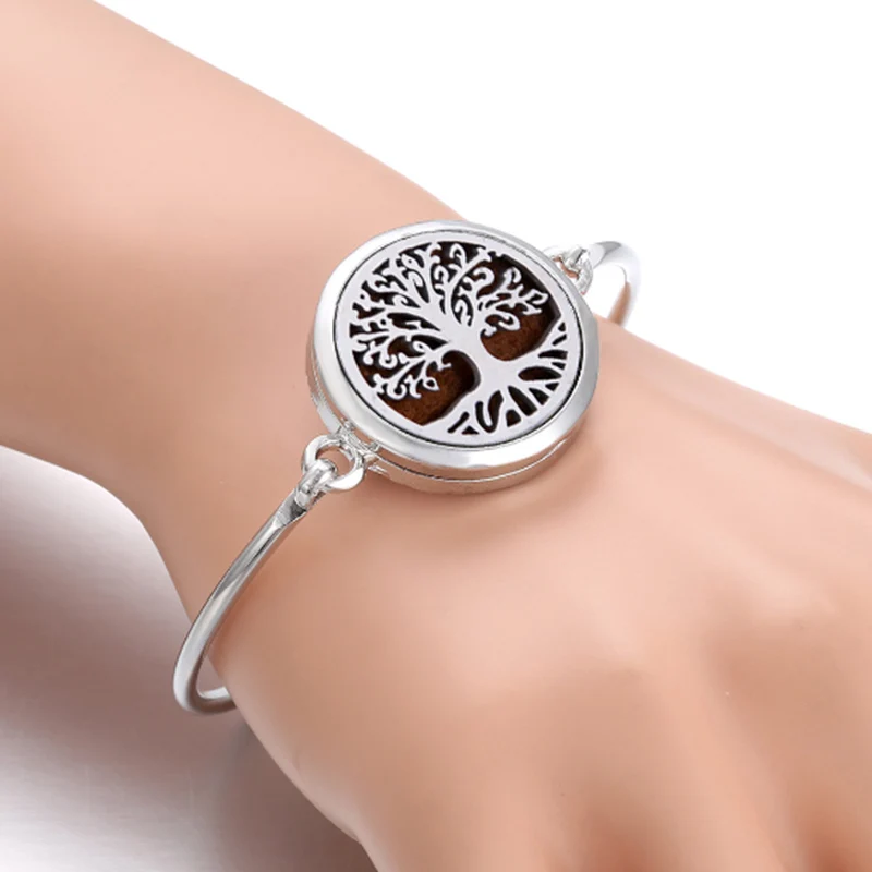 

Creative Hollow owl Stainless Steel Aromatherapy Bracelet Essential Oil Diffuser Aroma Diffuser Bracelet women fashion jewelry