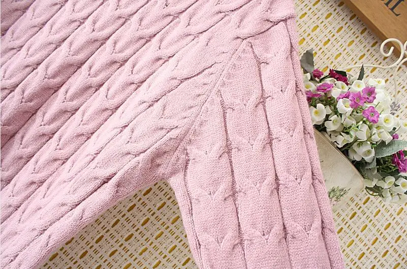 Женские свитера с круглым вырезом большие размеры Осень-зима 2018 |