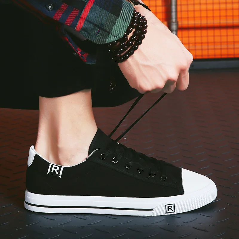 Новинка лаконичные мужские парусиновые туфли однотонные со шнуровкой Женская