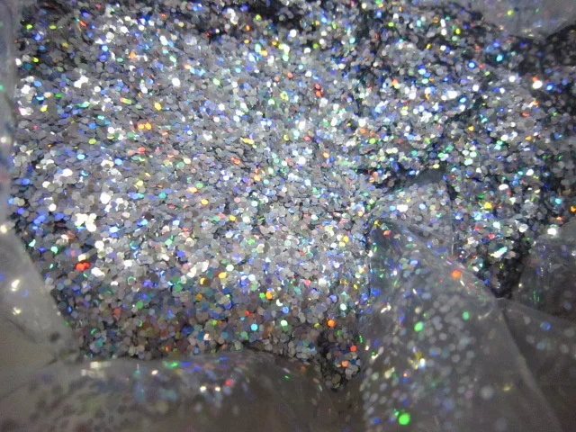 Голографическая блестящая пудра из полиэстера 2 мм Серебристая и золотая с