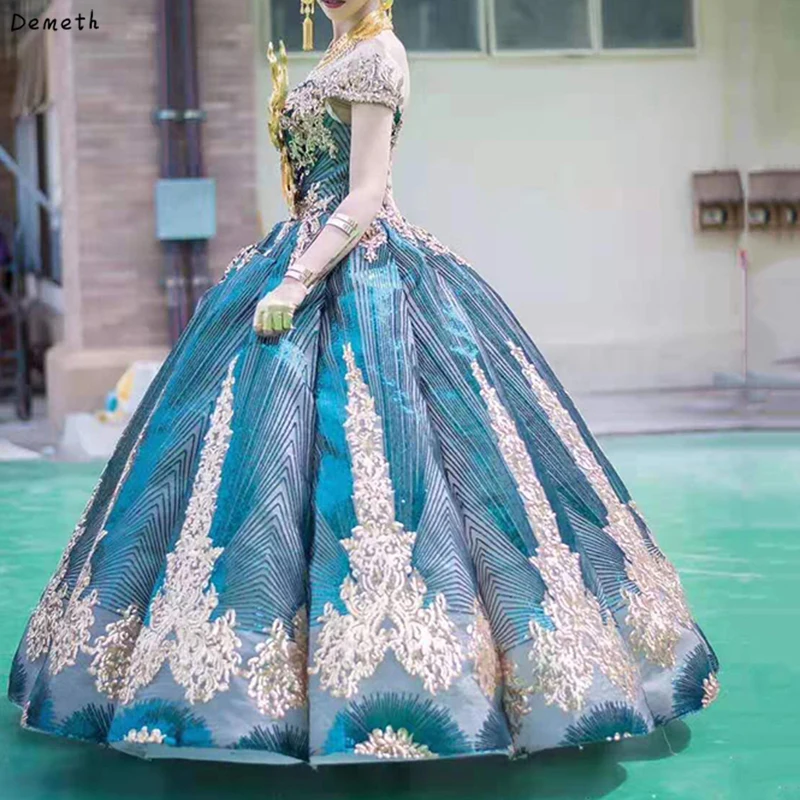 Хорошее качество бальные платья для выпускного вечера 2019 с открытыми плечами