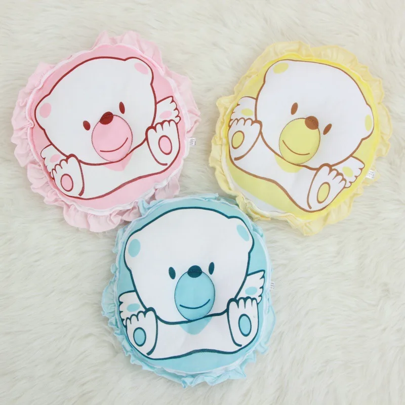 Мягкая детская подушка из 100% хлопка с милым рисунком овальной формы для