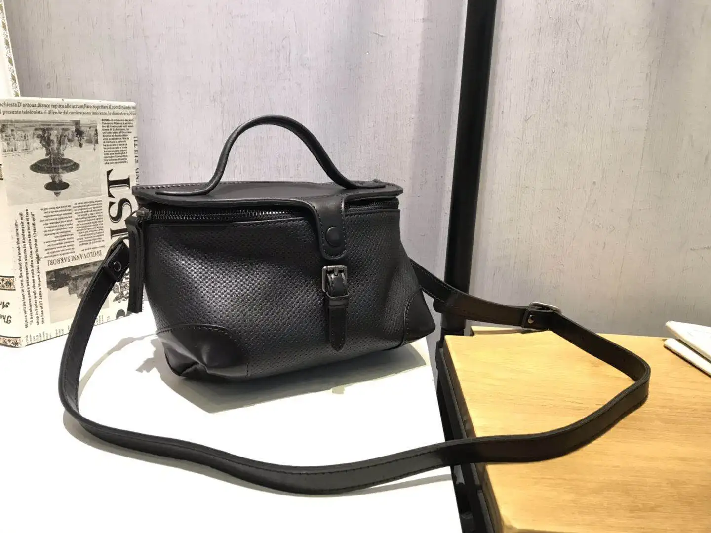 Vendange fashion women's bag genuine leather shoulder bag retro casual lady messenger bag 2560