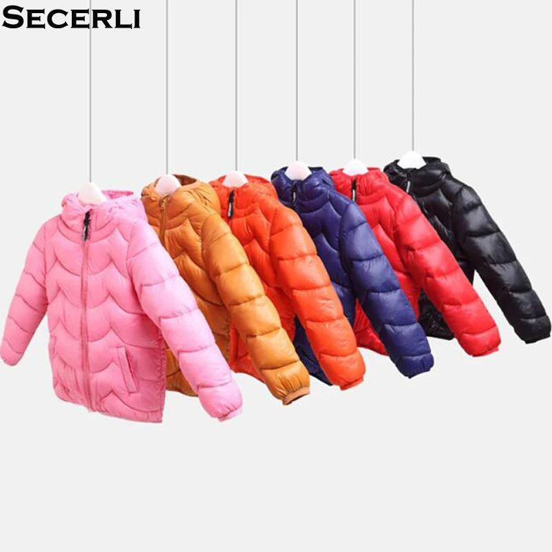 

Детская стеганая куртка с капюшоном, на возраст от 2 до 8 лет