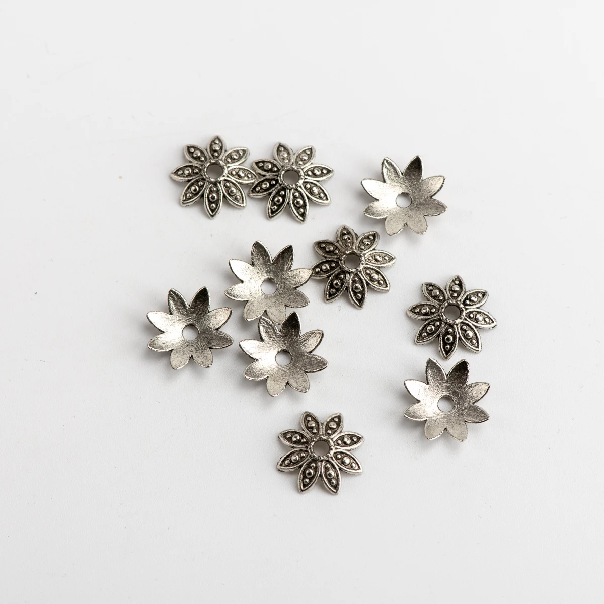 Шапочки для бусин фурнитура и компоненты ювелирных изделий своими руками