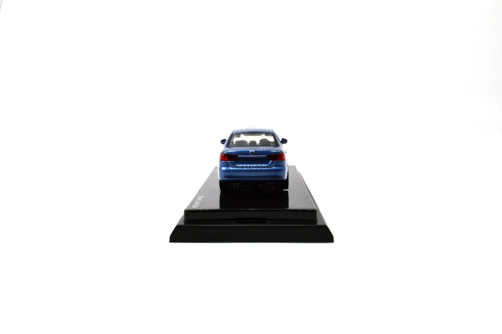 Новинка 1/64 г. VW Lavida Sedan синяя металлическая игрушка под давлением Миниатюрные