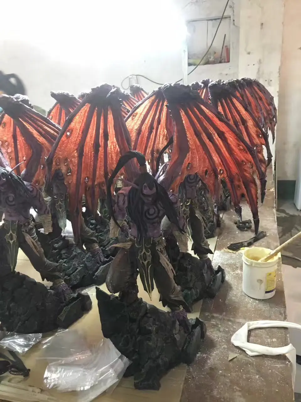 Модели вентиляторов в наличии на складе! Иллидана 60 см Высота gk Смола Статуя