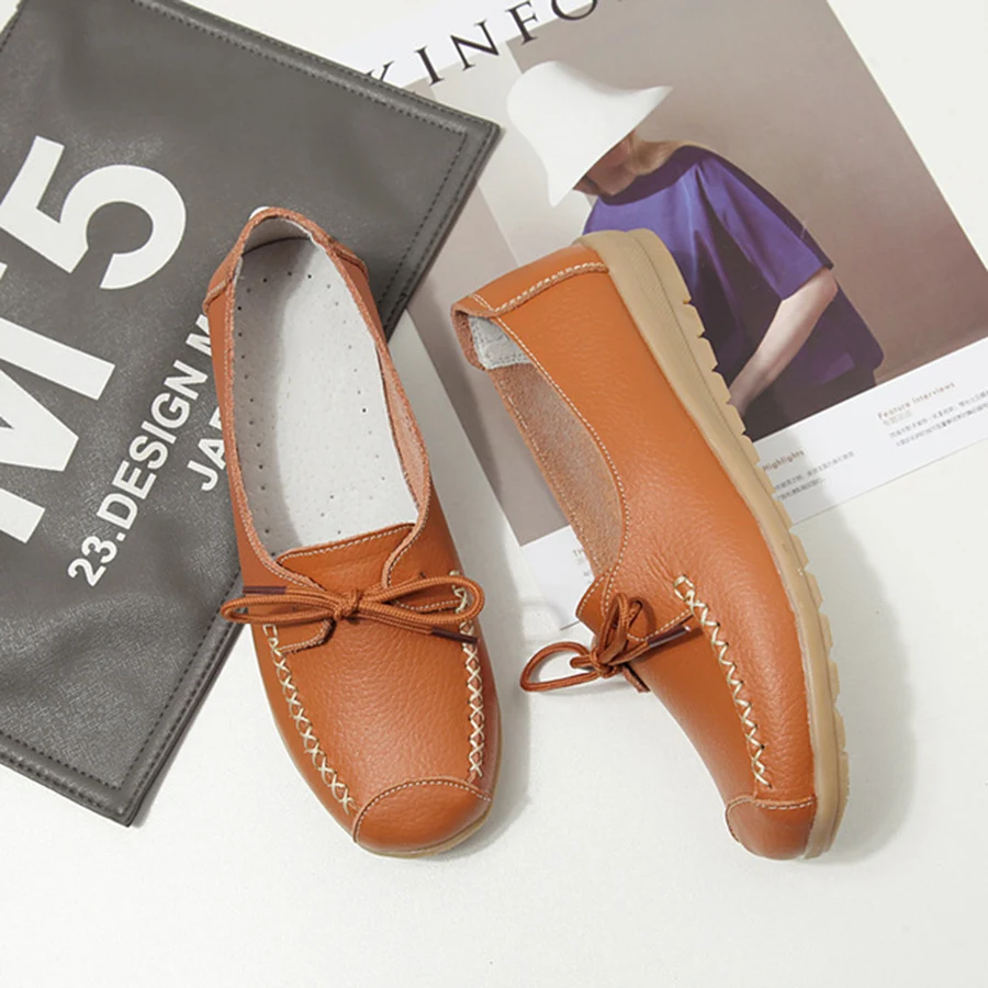 Сезон весна-лето Кожаная мягкая и удобная обувь в горошек Женская на мягкой