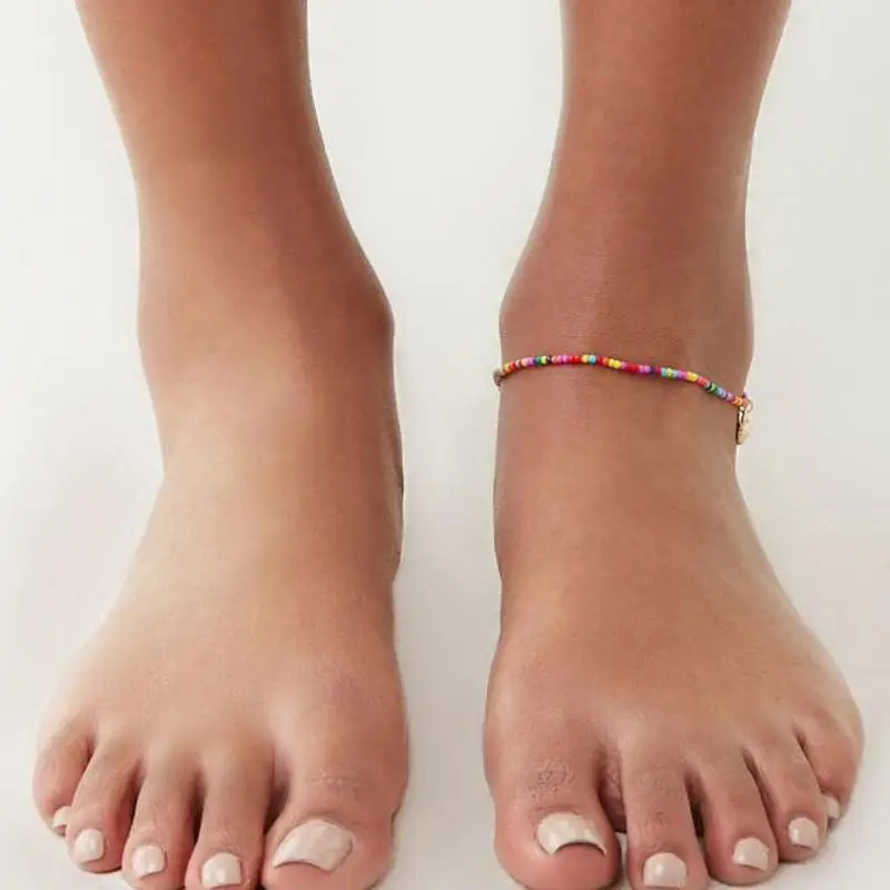Богемский цветной браслет на ногу из бисера женский летний многоцветный лодыжке