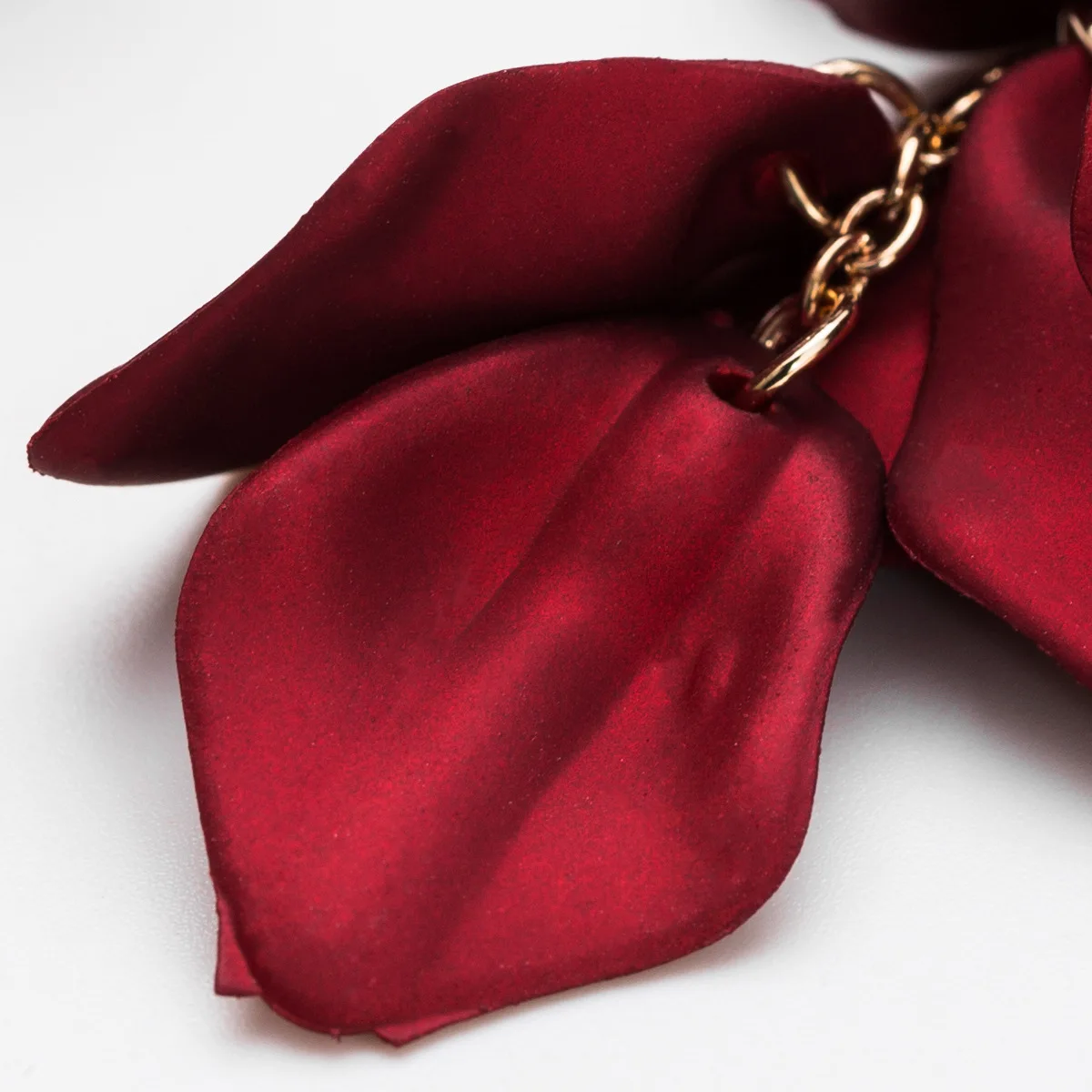 Модные серьги в богемном стиле многослойные с бахромой из сплава красными