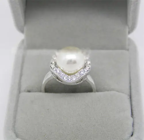 

white Plated pearl crystal Ring 6-9#