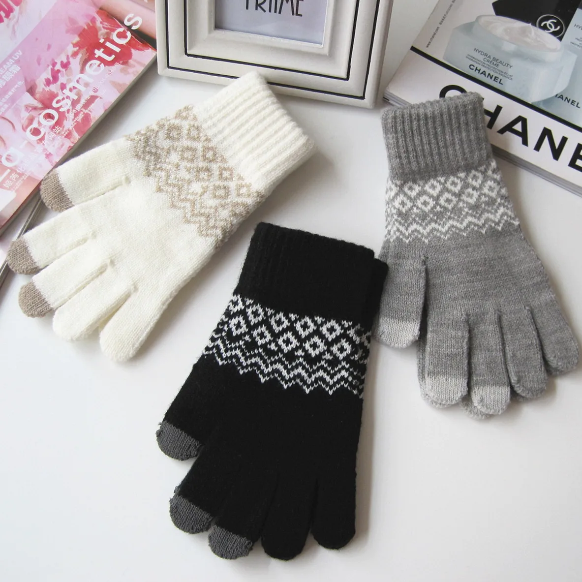 Осенне зимние мужские утепленные теплые перчатки для сенсорного экрана женские