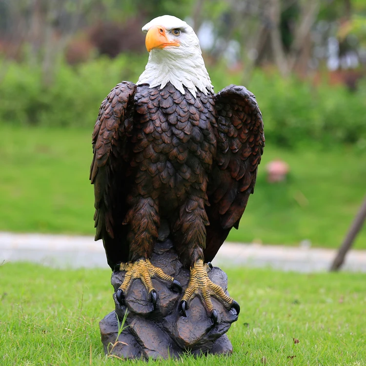 The eagle Les Loges Du Park Hotel домашняя мебель скульптура животного ремесла полимерное