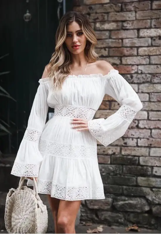 Женское кружевное мини-платье Белое Облегающее Платье с вырезом лодочкой и