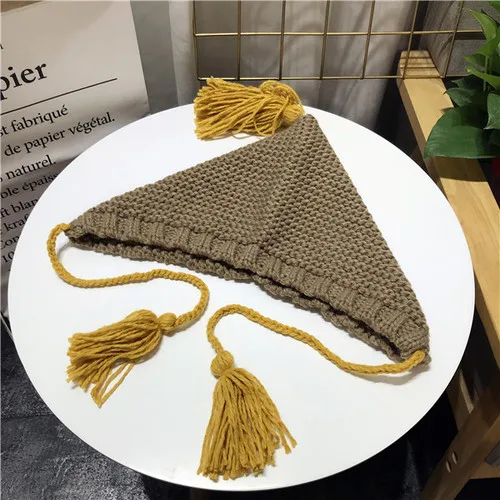 Хаки Зимние шапки Skullies Beanies для женщин Harajuku милые девушки кисточкой оплетка теплые черепа сплошной цвет шнуровка вязанные шапки-бобы - Цвет: Хаки