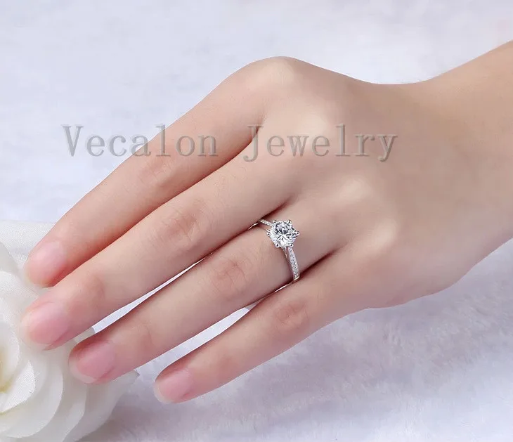 Женское Обручальное кольцо с фианитом 1ct из серебра 925 пробы | Украшения и
