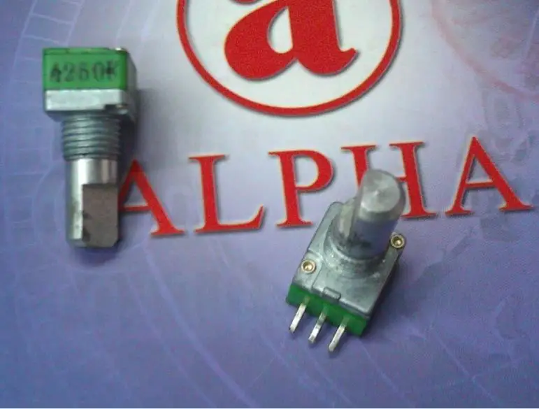 

1pcs Taiwan ALPHA Alfa RK09 type precision potentiometer, single A250K shaft length 15MM