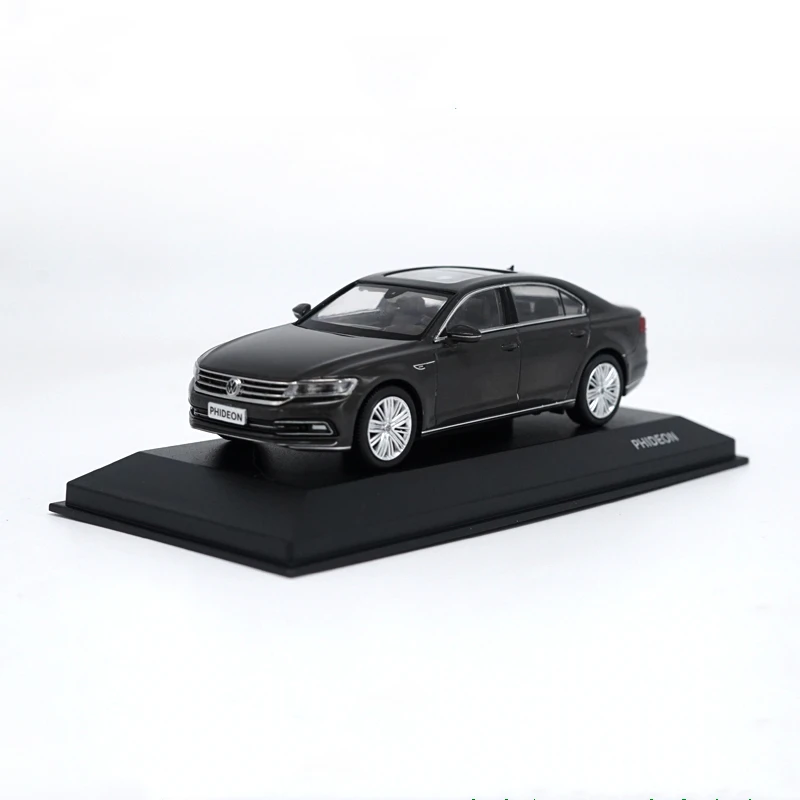 Коллекция коллекционных моделей автомобилей Volkswagen PHIDEON 1/43 | Игрушки и хобби