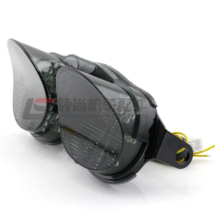 2 вида цветов в наличии Объектив Бесплатная доставка мотоцикл задний фонарь для