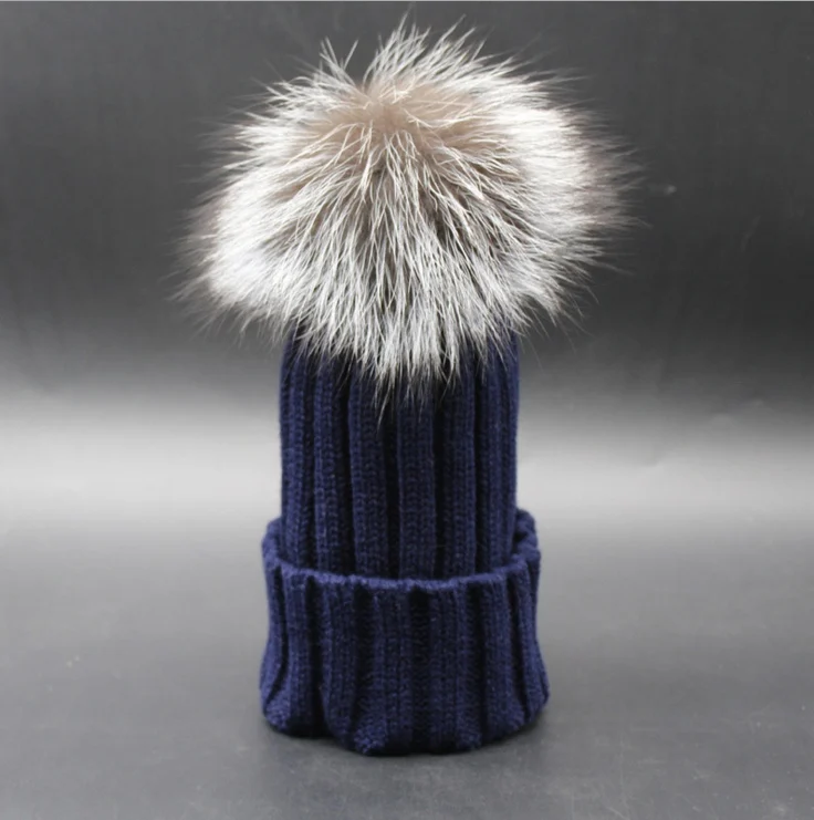 2016 популярные дети зимой и осенью мех лисы мяч шляпа трикотажные для девочек