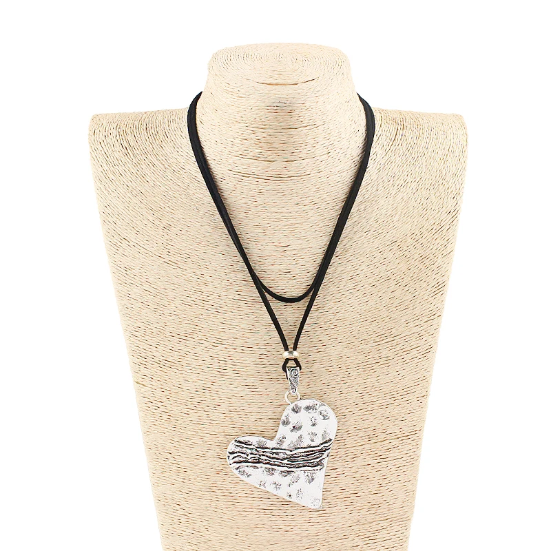 

Tibetan Silver Large Hammered Love Heart Charms Pendant Necklace Faux Suede Leather Rope Chain Necklace Jewelry