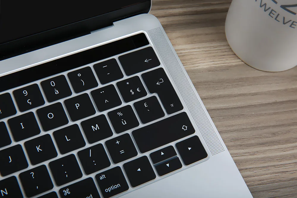 Французский AZERTY силиконовая клавиатура кожного покрова для Macbook Pro retina 13 15 TOUCHBAR модели A1706 A1707